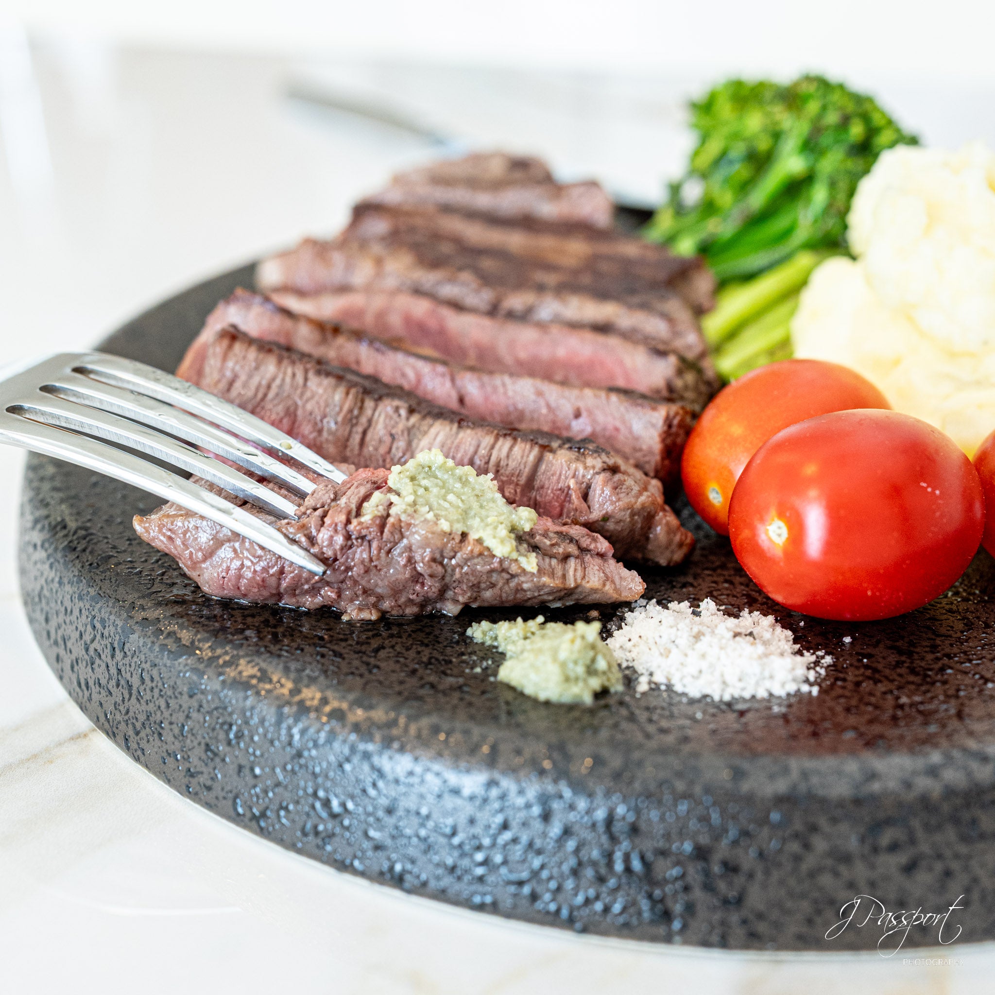 A5 PREMIUM OMIGYU LEAN STEAK (180g)