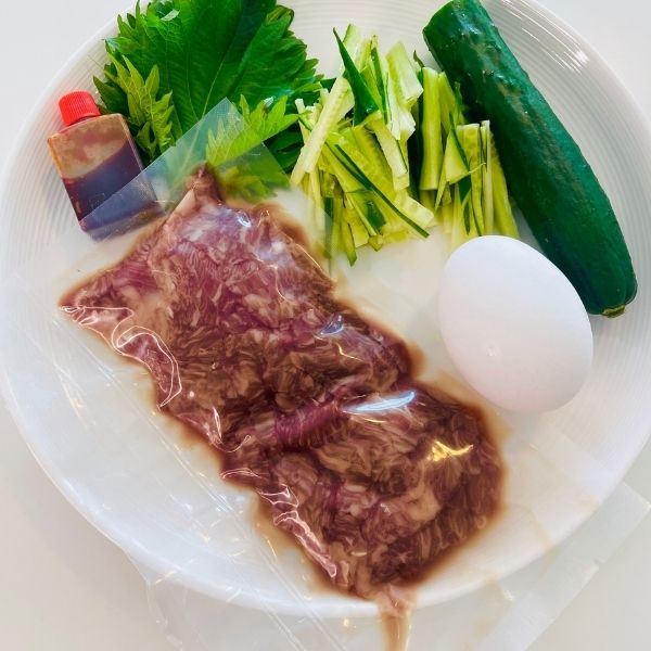 WAGYU-X | MIYAZAKI A5 プレミアムユッケ: Premium Yukhoe (100g)