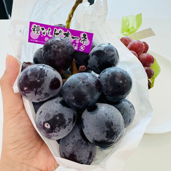 [Pre-Order] Pione Grape ピオーネ / 500-600g