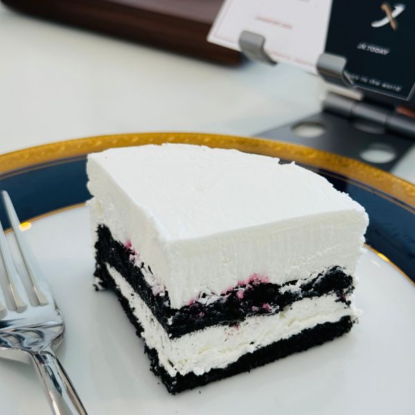 Hokkaido Black Cheesecake (handmade from 100 year old confectionary shop in Hokkaido)