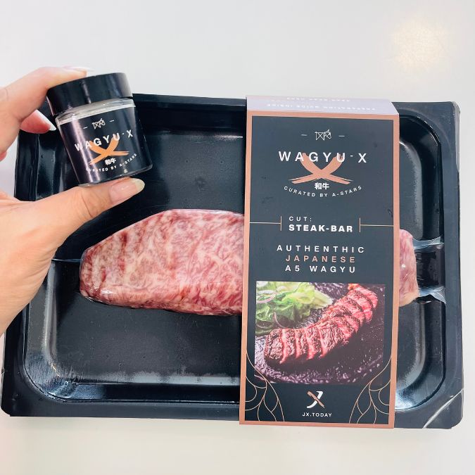 WAGYU-X | x3 STEAK-BAR 和牛ステーキバー (200g) -MIYAZAKI ＋ Chef’s Special STEAK SALT