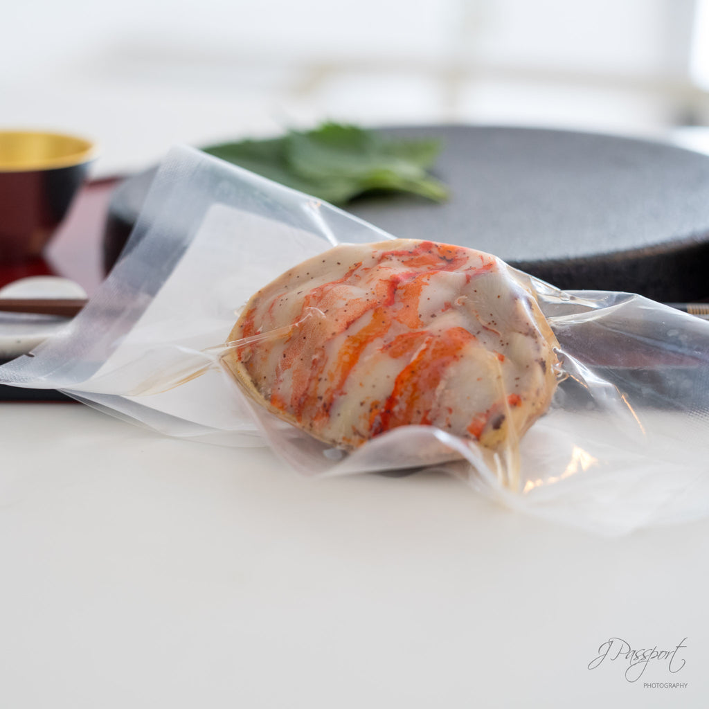 Hokkaido Oozuwaigani Crab Shell — Koura-mori