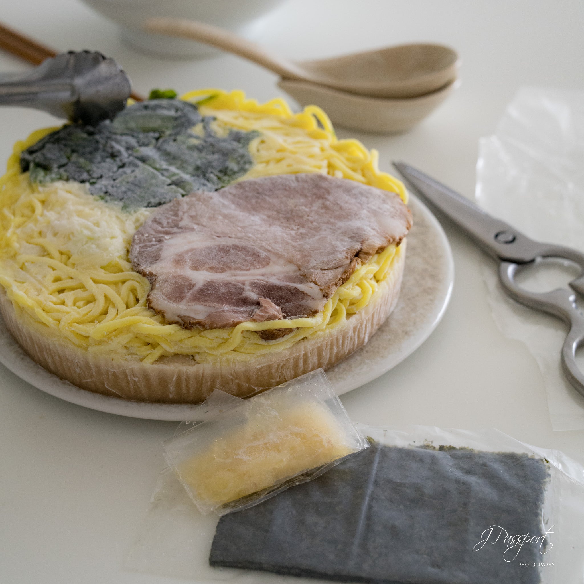 KEISUKE FROZEN IEKEI STYLE RAMEN