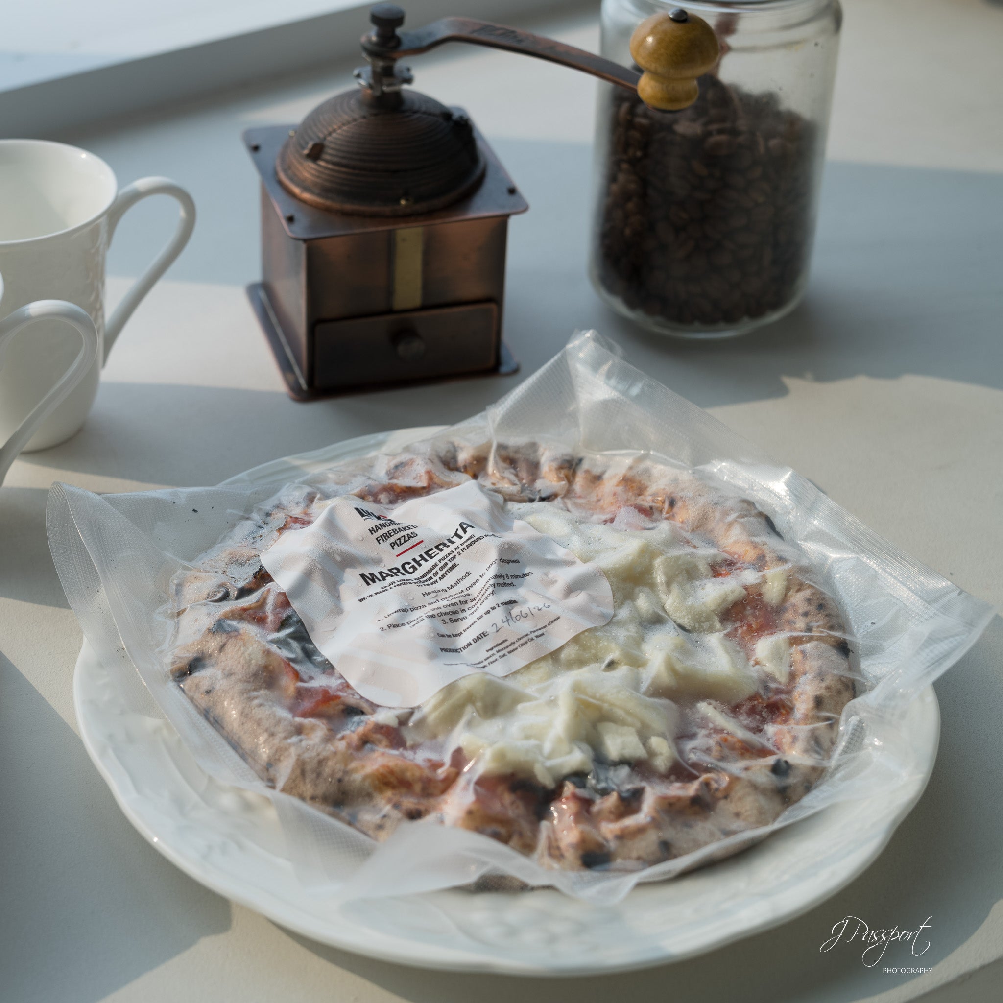 LUKA - MARGHERITA "Handmade Firebaked Pizza"