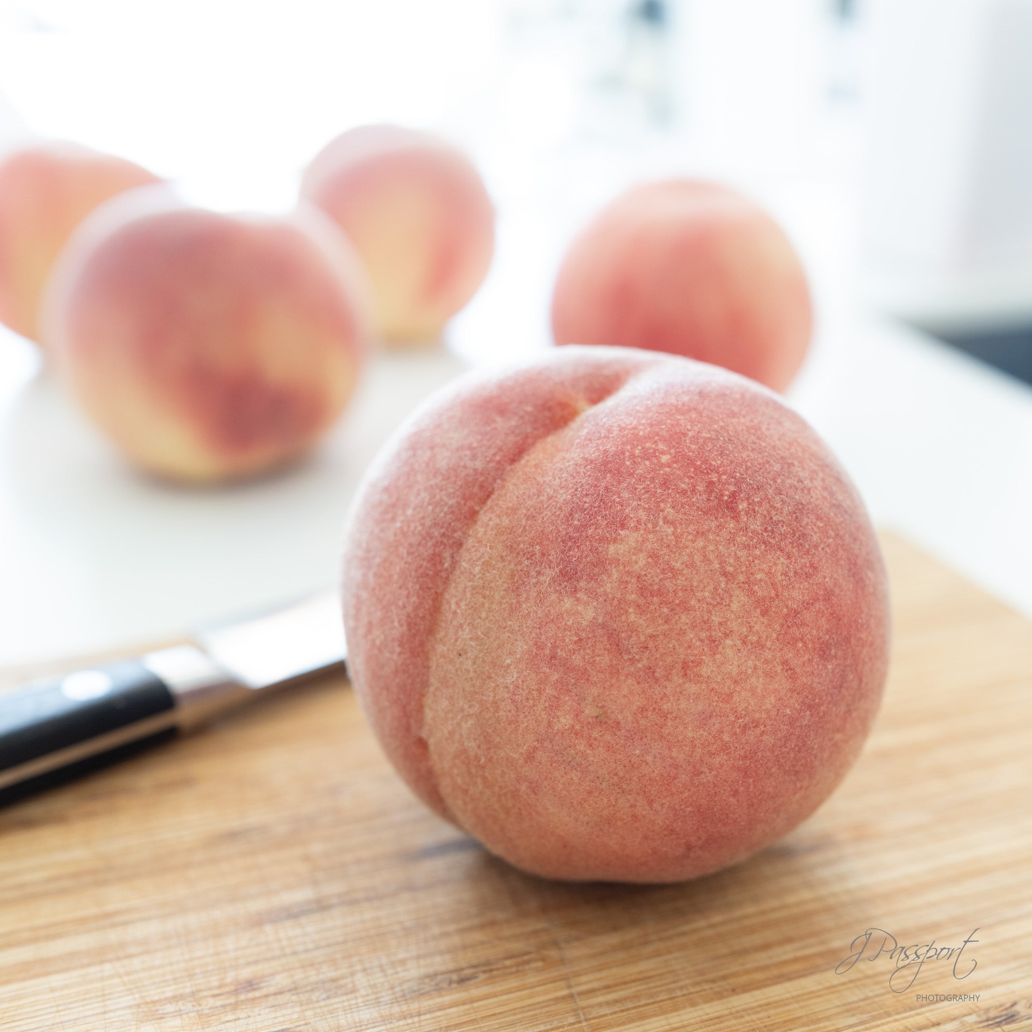 [Air Express] Yamanashi Goshō Pink Peaches ±1.5kg (5–7 pcs/box)