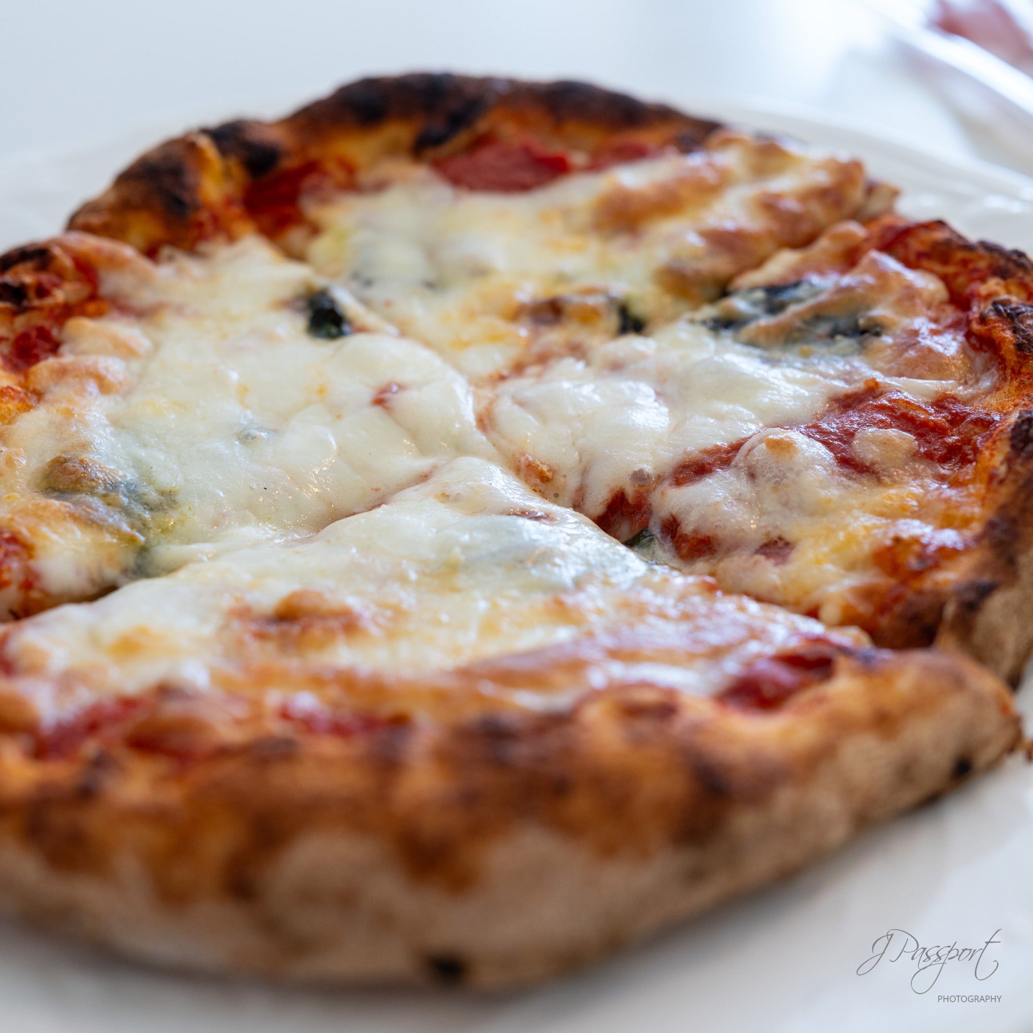LUKA - MARGHERITA "Handmade Firebaked Pizza"