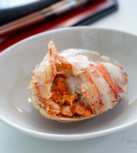 Hokkaido Oozuwaigani Crab Shell — Koura-mori