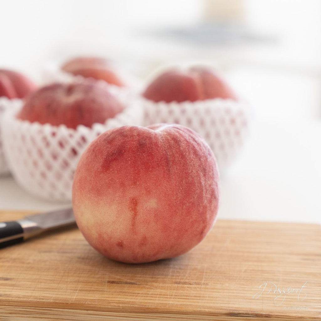 [Air Express] JX Premium Grade Japanese Peaches Gift Box | Approx. 1.5kg (4–5 Peaches)