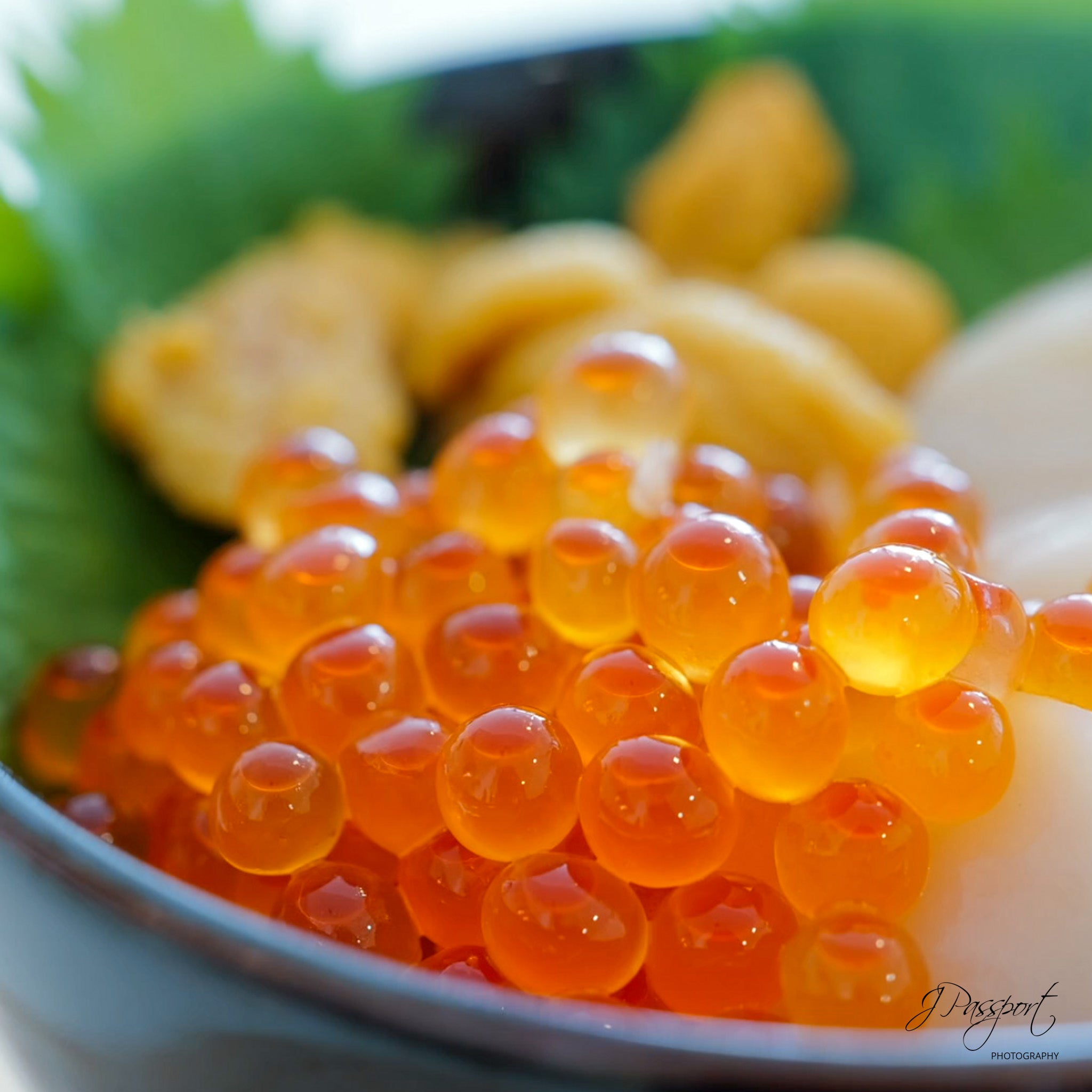 [Sashimi Grade] Soy Sauce-marinated Ikura (Salmon Roe) from Sanriku (160g)