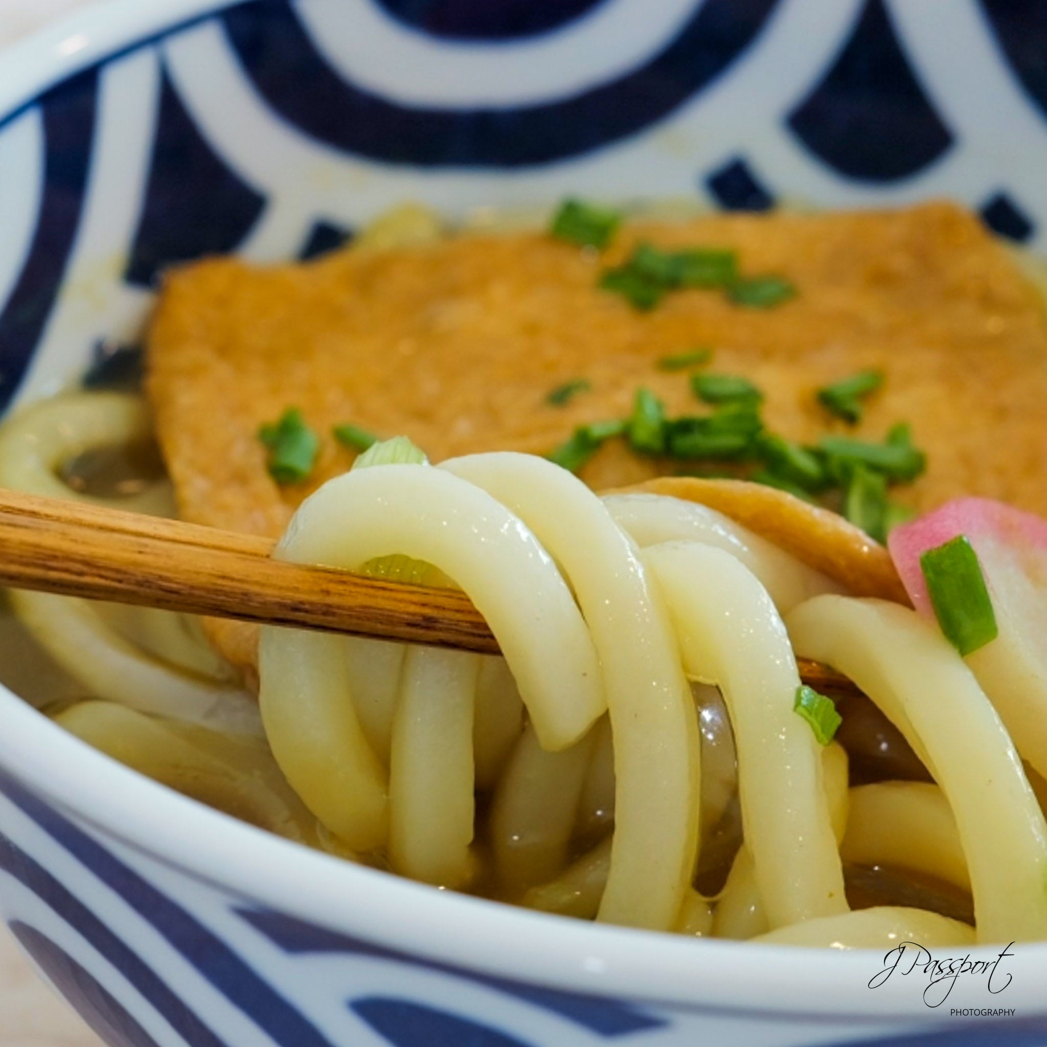 TORASHO - KYOTO STYLE CURRY KITSUNE UDON  “ANIMAL FREE”