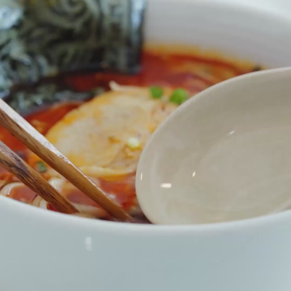 TORASHO FROZEN SPICY TONKOTSU RAMEN ★
